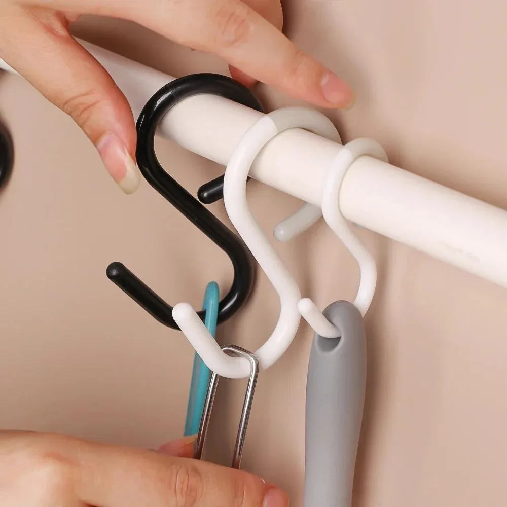 3/6pcs S-shaped hooks with soft buckle, heavy-duty TPE plastic wall hooks, rust-proof multipurpose hangers for kitchen, bathroom