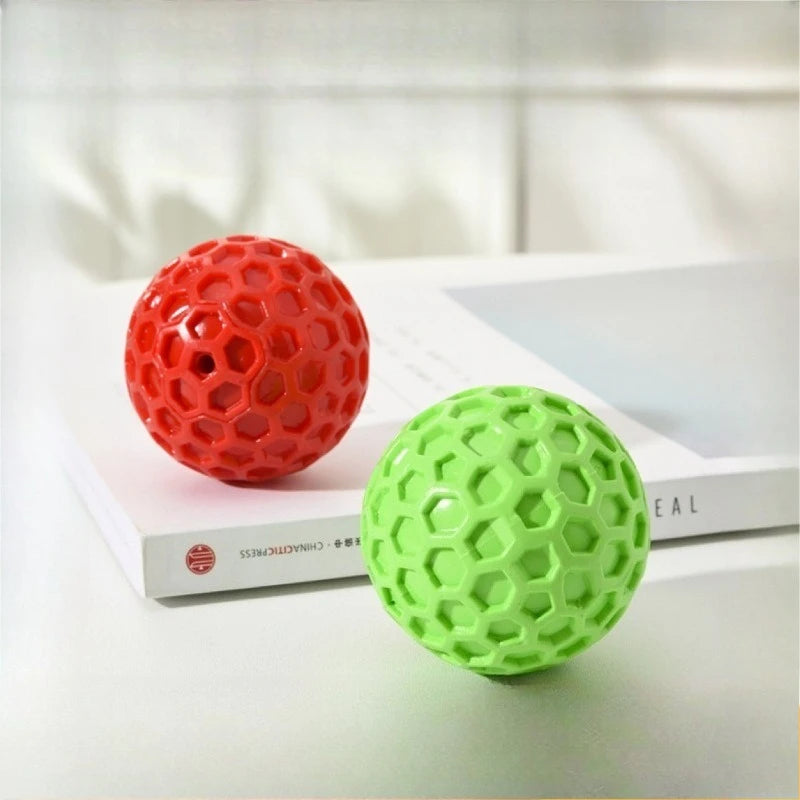 2pcs Indestructible Squeaky Dog Toys, Interactive Dog Balls Natural Rubber Puppy Ball for Dog Chew Toys Random Color