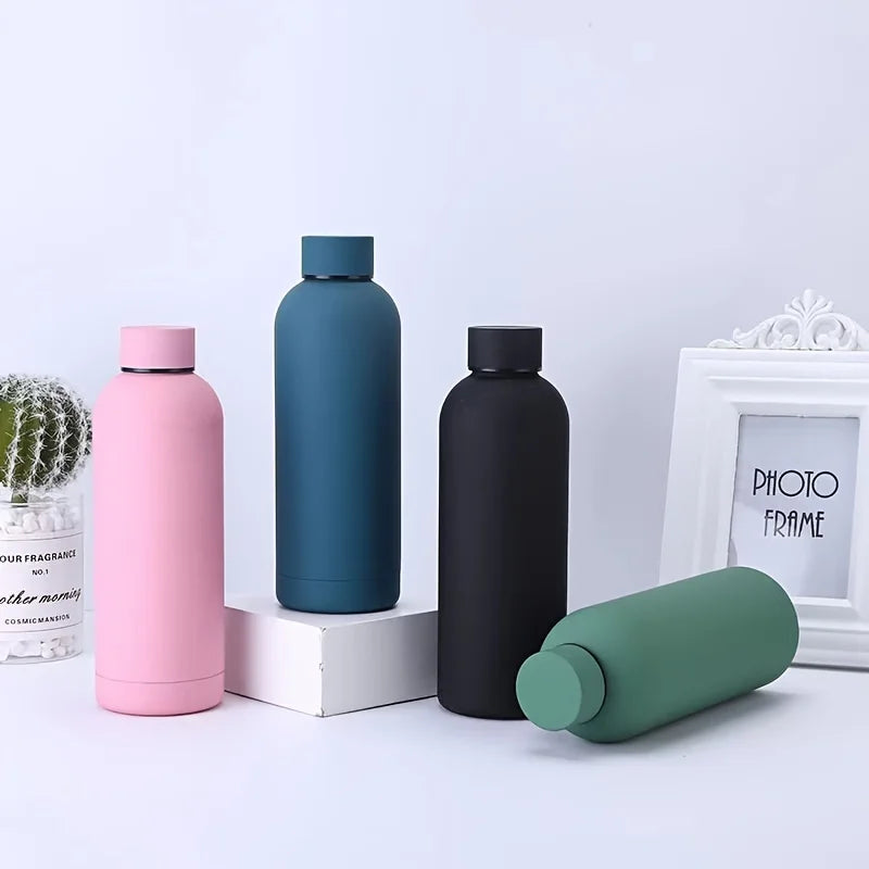 750ml Insulated Bottle Solid Color Stainless Steel Jug with Lid Large Capacity Ice Coffee Cup Portable for Driving Travel Home