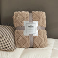 Fluffy Coral Velvet Blanket Flannel Plush Comfortable Thickened and Warm Soft Sofa Throw Blanket for Air-Conditioned Room Luxury