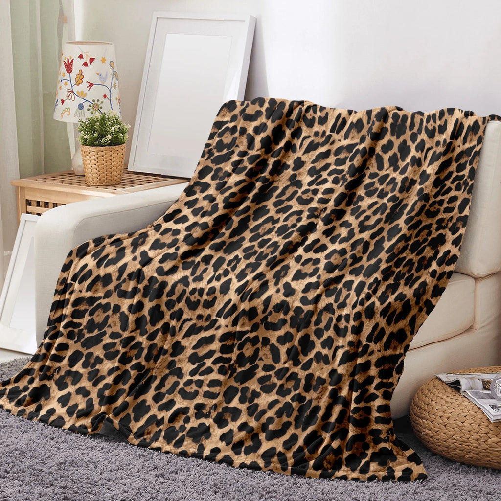1pc Luxurious Leopard Print Flannel Blanket-Soft,Cozy & Hypoallergenic,Ideal for Sofa,Bed,Office, and Outdoor Use