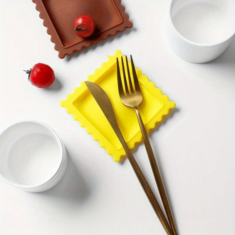 1pc Cute Cartoon Silicone Spoon Rest Heat-Resistant, Non-Slip Kitchen Counter Mat for Spoons & Ladles
