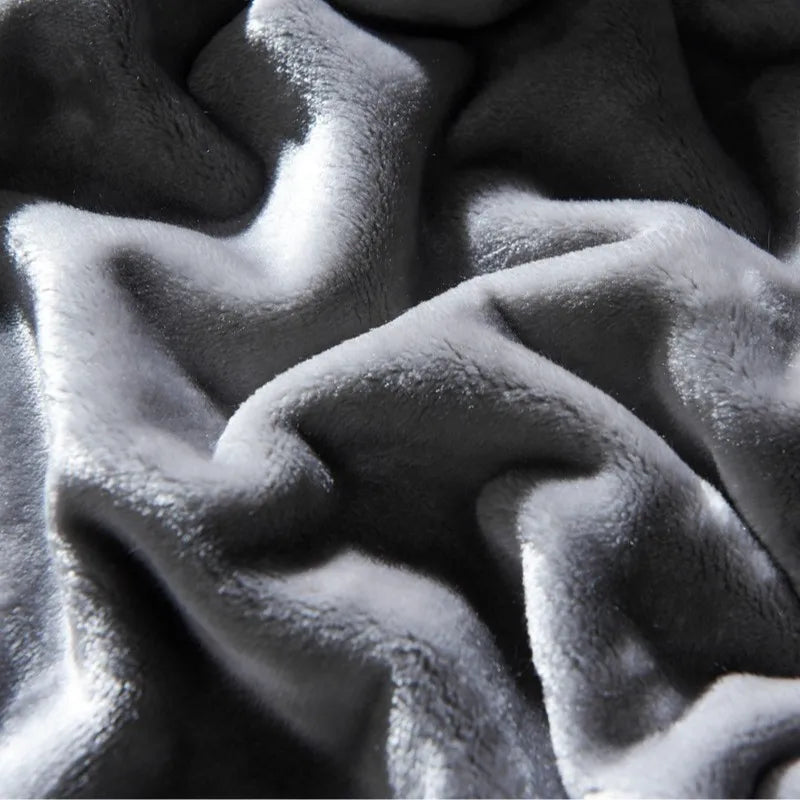 New Shell Edge Milk Velvet Blanket European Solid Color Flannel Warm Blankets Silky Multifunctional Bedspreads for All Seasons