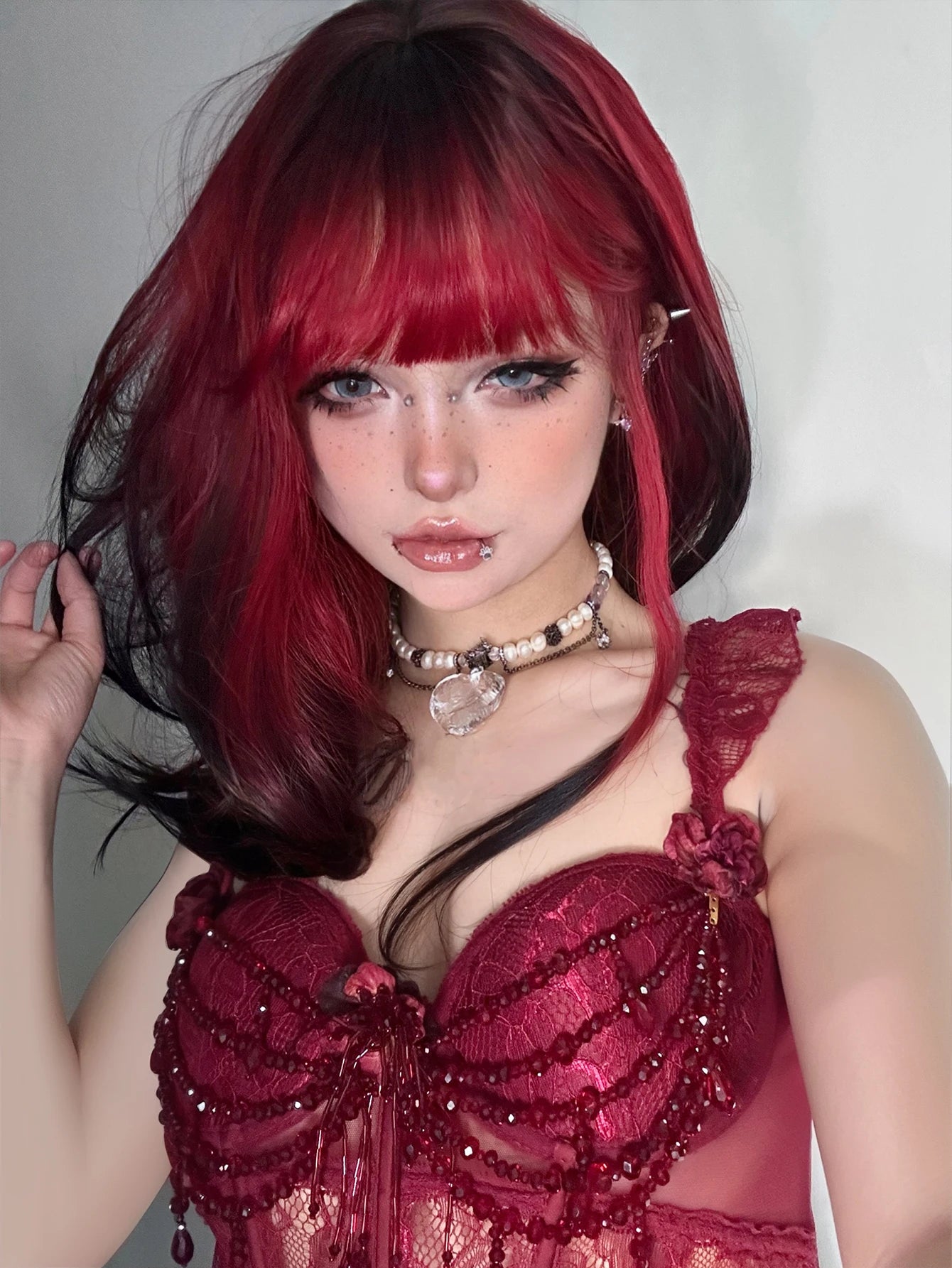 20Inch Sexy Black Red Ombre Synthetic Wigs With Bangs Medium Natural Straight Hair for Women Daily Use Cosplay Heat Resistant