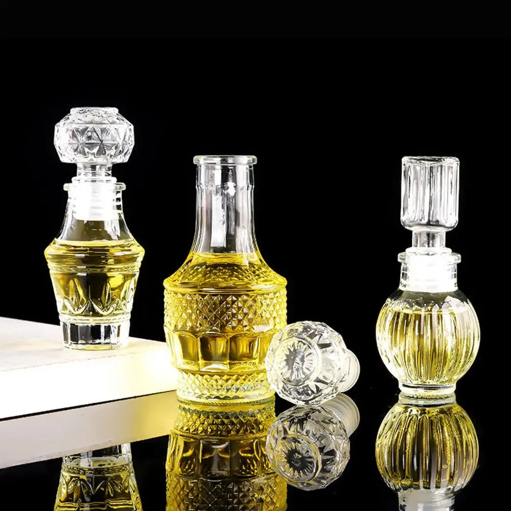 1Pcs 50ml Transparent Small Empty Spirit Whisky Wine Bottle Mini Glass Alcohol Liquor Bottles With Screw Cap Whiskey Decanter