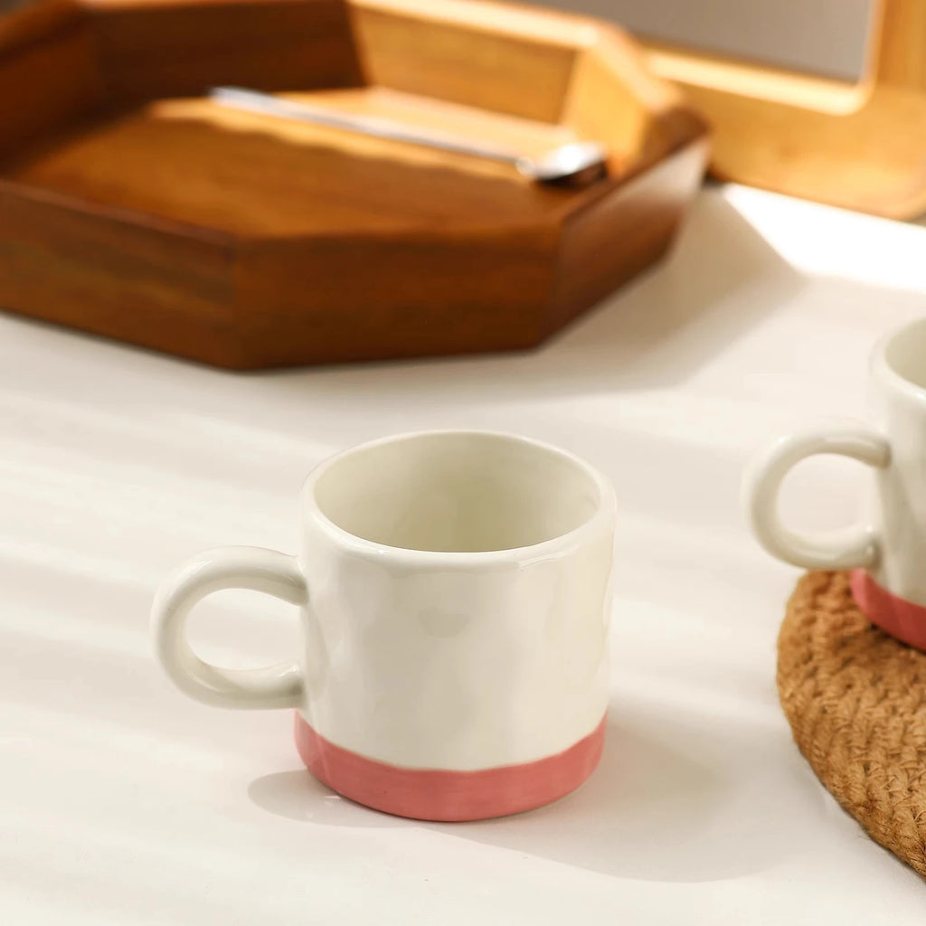 Ceramic duck-shaped water kettle, a charmingly designed cool water jug, suitable for afternoon tea teapot and cups.