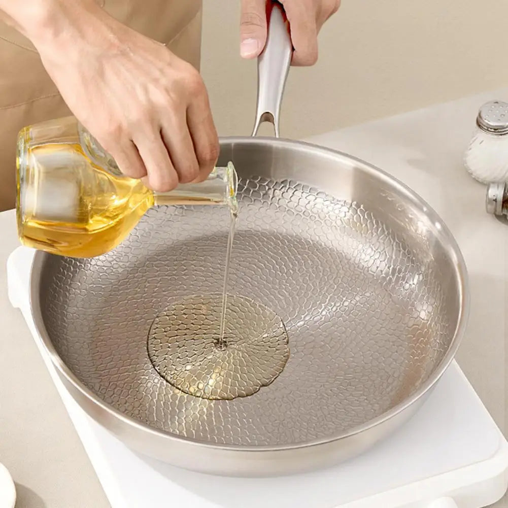 26/28/30cm Titanium Frying Pan With Lid Skillet Hammered Cookware For Gas Electric Induction Stoves Healthy Cooking Essential
