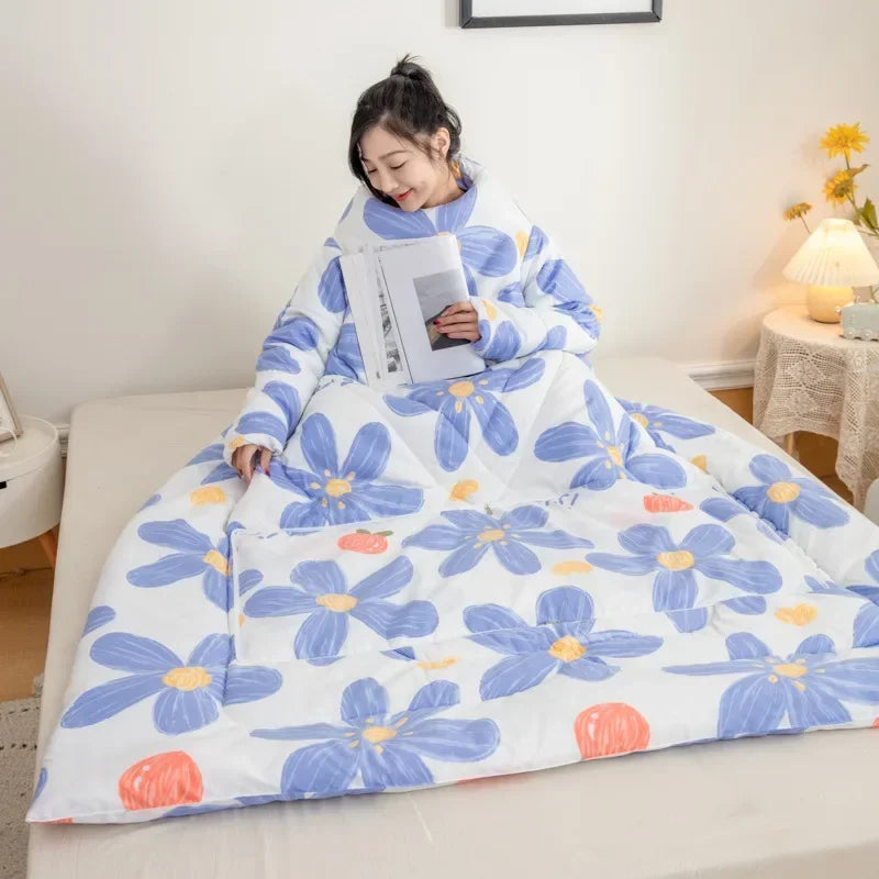 New fashionable and comfortable with sleeves lazy quilt pillow quilt, multi-functional two-in-one dual-purpose pillow quilt