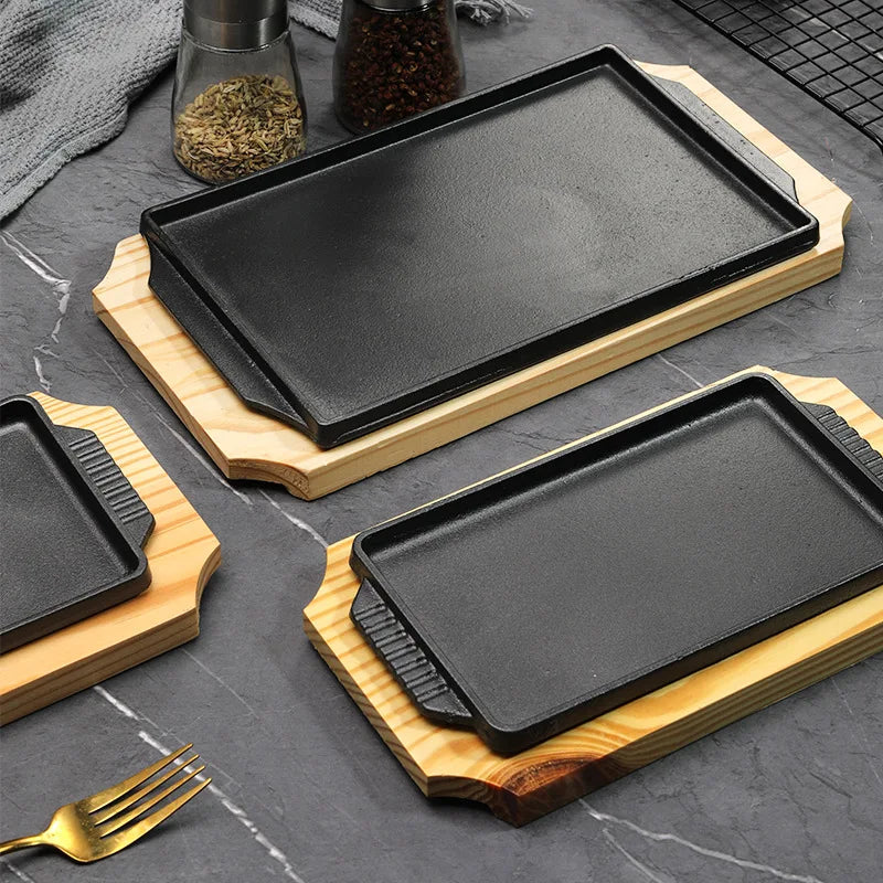 Cast Iron Rectangle Shape Restaurant Barbecue Plate Steak Sizzling Hot Pan Plate with Wooden Base Teppanyaki Grilled Fish Tray