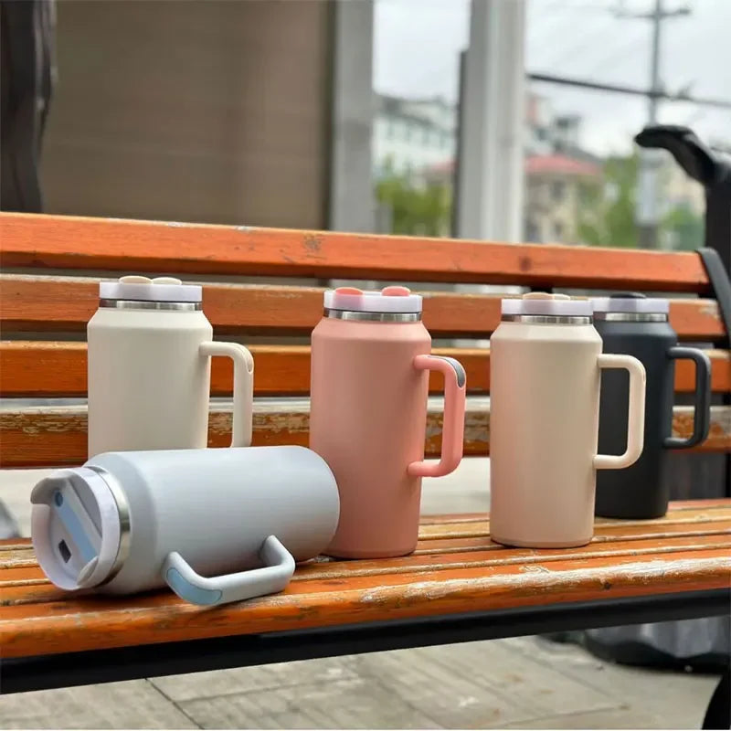 Car Cup 64oz Handle Insulation Cup Large Capacity Cold Insulation Straw Ice Cup
