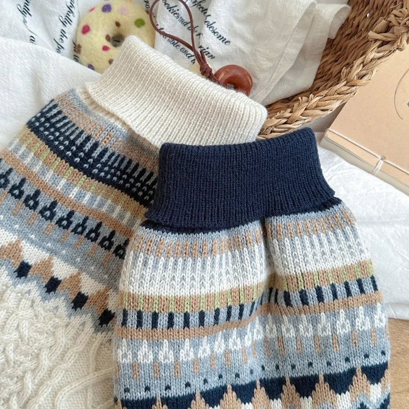 Fashion New Dog Sweater Warm Soft Dog Clothes Winter Puppy Knitted Turtleneck Retro Cat Sweater Pet Pullovers Schnauzer Outfits