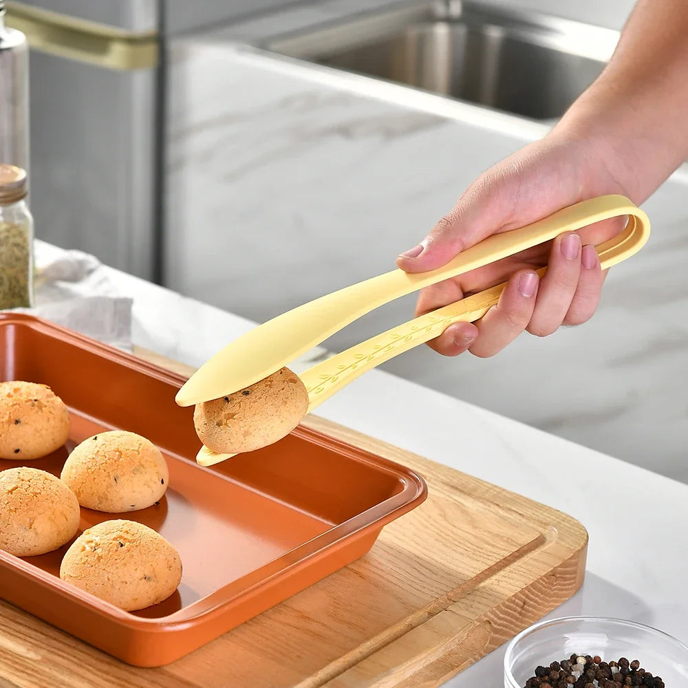 1Pcs Silicone Grill Tongs Non-Stick Food Bread Clip Heat Resistant BBQ Salad Cooking Serving Clamp Clip For Kitchen