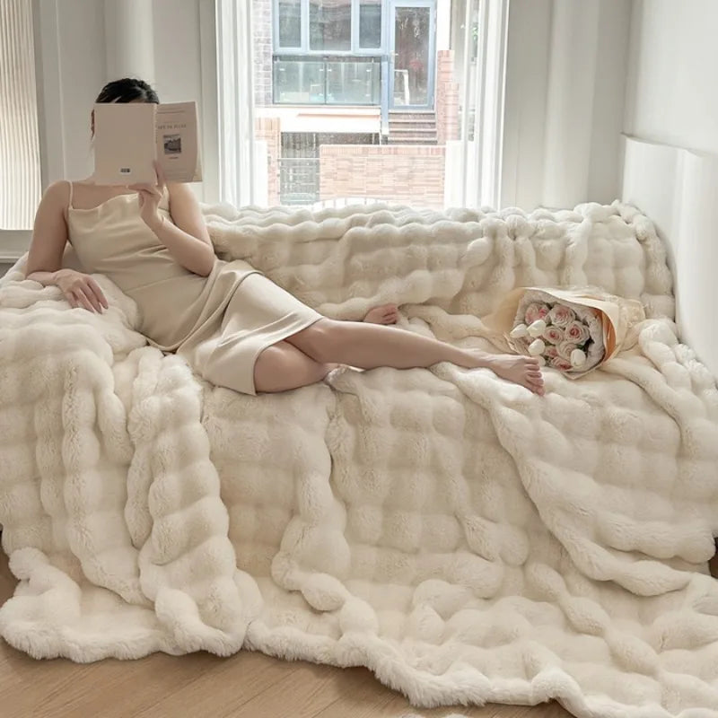 2025 new solid color imitation rabbit plush milk plush thickened thermal leisure home blanket office nap blanket, no pillowcase.