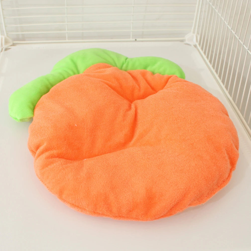 1PC Warm Carrot Shaped Rabbit Mat Soft Breathable Cute Sofa Mat for Pet Small Animal Hamster Rabbit Puppy Kitty Sleeping Bed Mat