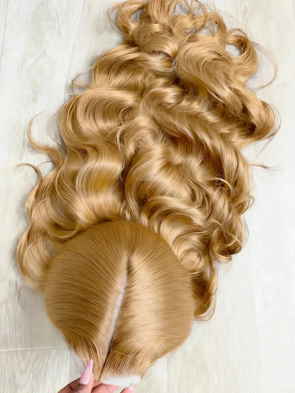 30 36inch 27 Honey Blonde Body Wave Wig Human Hair 13x6 Transparent HD Lace Frontal Wig For Women 250 Density Brazilian Wigs