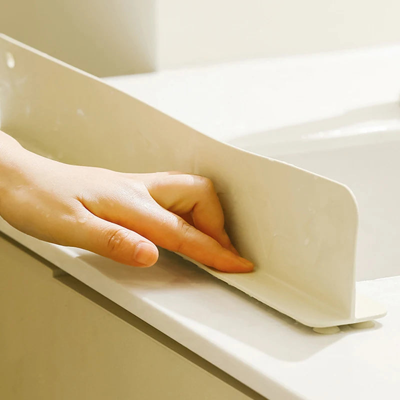 Silicone Sink Baffle Splash Guard Waterproof Splatter with Suction Cup Non Slip Water Dam For Washing Dishes Kitchen Supplies