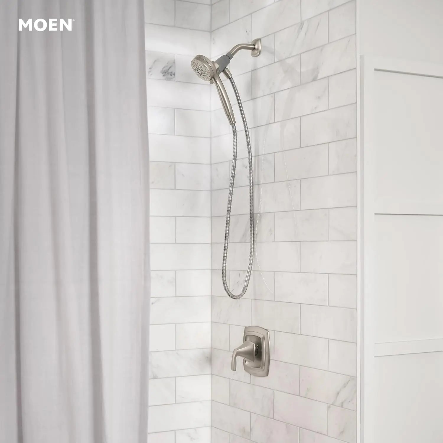 Magnetic Handheld Shower Head with 6 Spray Functions, Spot-Resistant Finish, Easy Installation