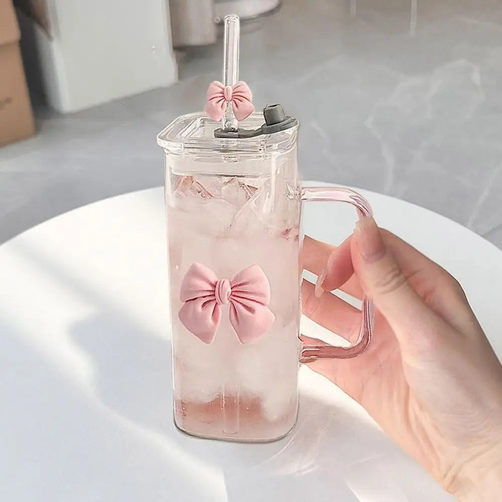 Versatile High Temperature Resistant Matcha Glass With Lids Capacity Bow Cups Glass Straw Cups for Making Coffee