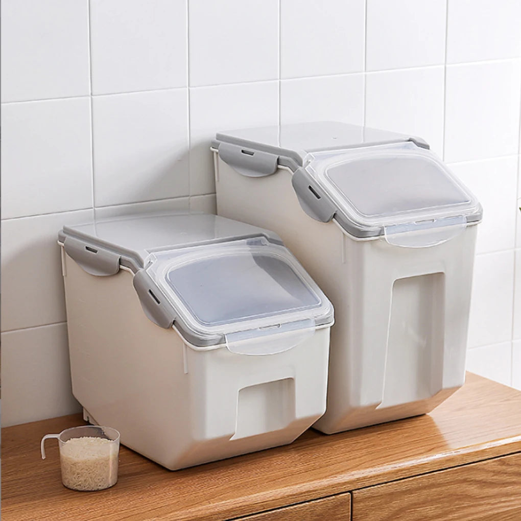 Food Storage Container Moistureproof Mothproof Roller Base Sealed Box Rice Cereal Pet Food Food Storage Box With Roller 15KG