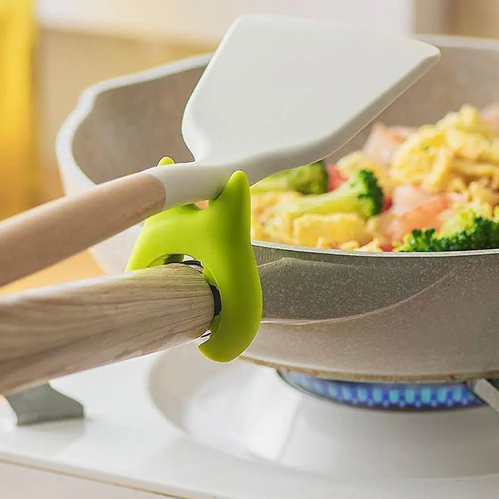 Silicone MultiFunction Spatula Rack Anti Scalding Overflow Pot Clip Spoon Holder Clip Universal Shovel Rack Kitchen Gadget Tools
