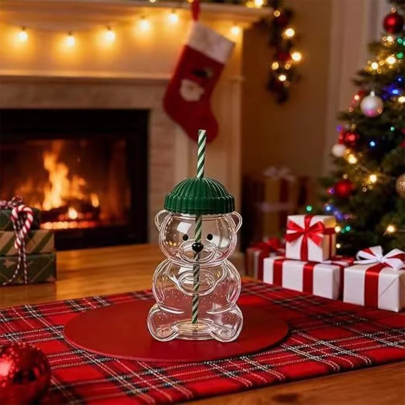 new cute bear-shaped glass cup comes with a straw. It is suitable for home, office, or bar use, and is fashionable and stylish.