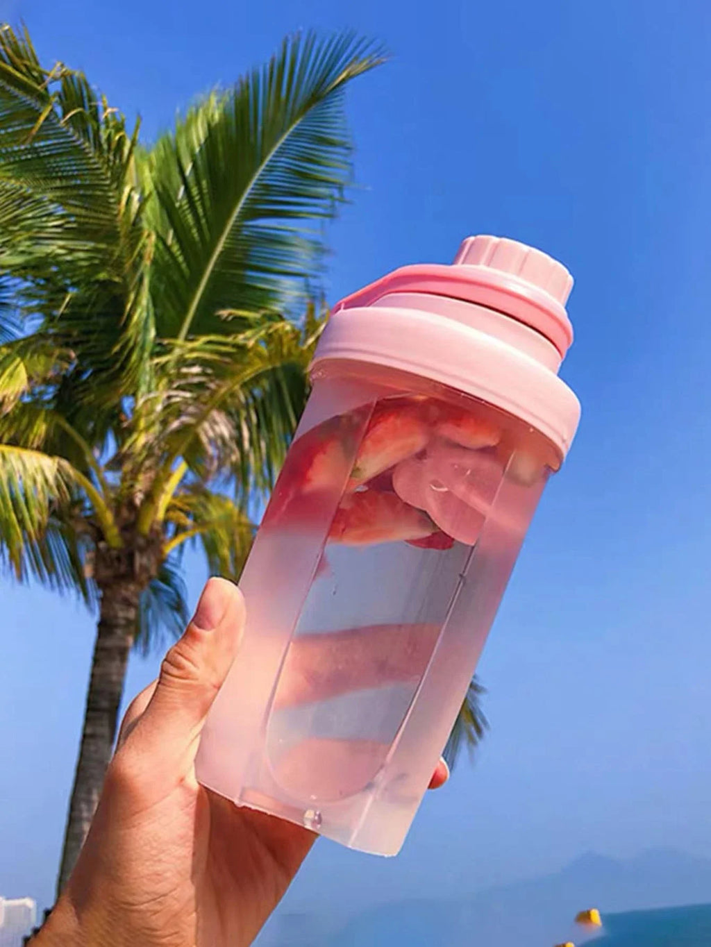 1pc 16.9oz/500ml Shaker Protein Bottle Powder Shake Cup Water Bottle Plastic Mixing Cup Body Building Exercise Bottle