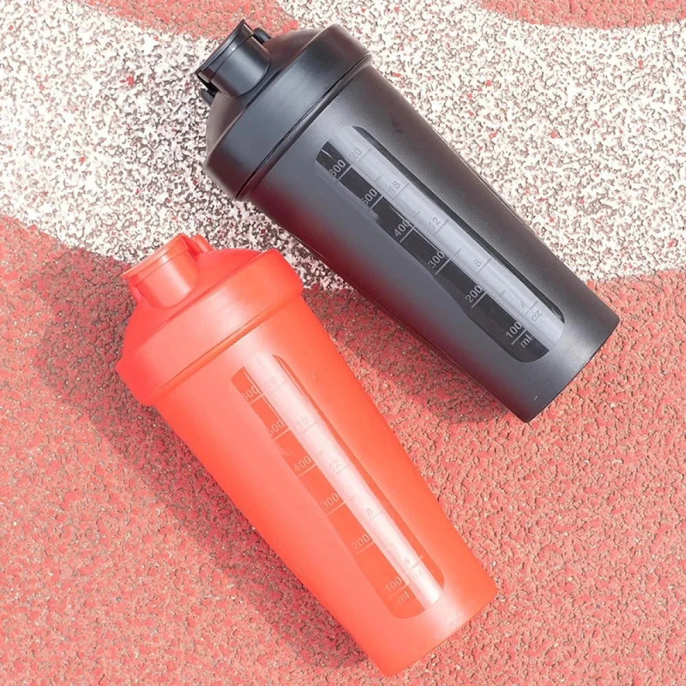 600ml Shaker Bottle  Protein Shaker Plastic Bottle Portable Fitness Bottle for Fitness Enthusiasts Athletes