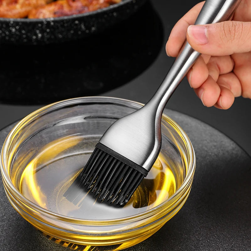 Kitchen Oil Brush Silicone Pastry Brush BBQ Grill Oil Sauce Butter Basting Brush Barbecue Cooking Brush Kitchen BBQ Accessories