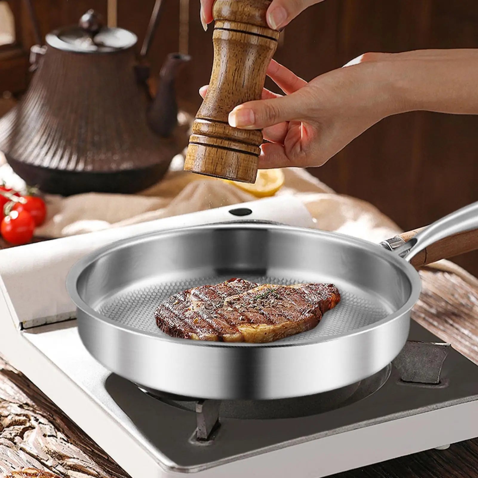 Titanium Alloy Frying Pan with Lid, Non Stick Induction Compatible Skillet, Kitchen Cookware for Home Restaurant Camping Use