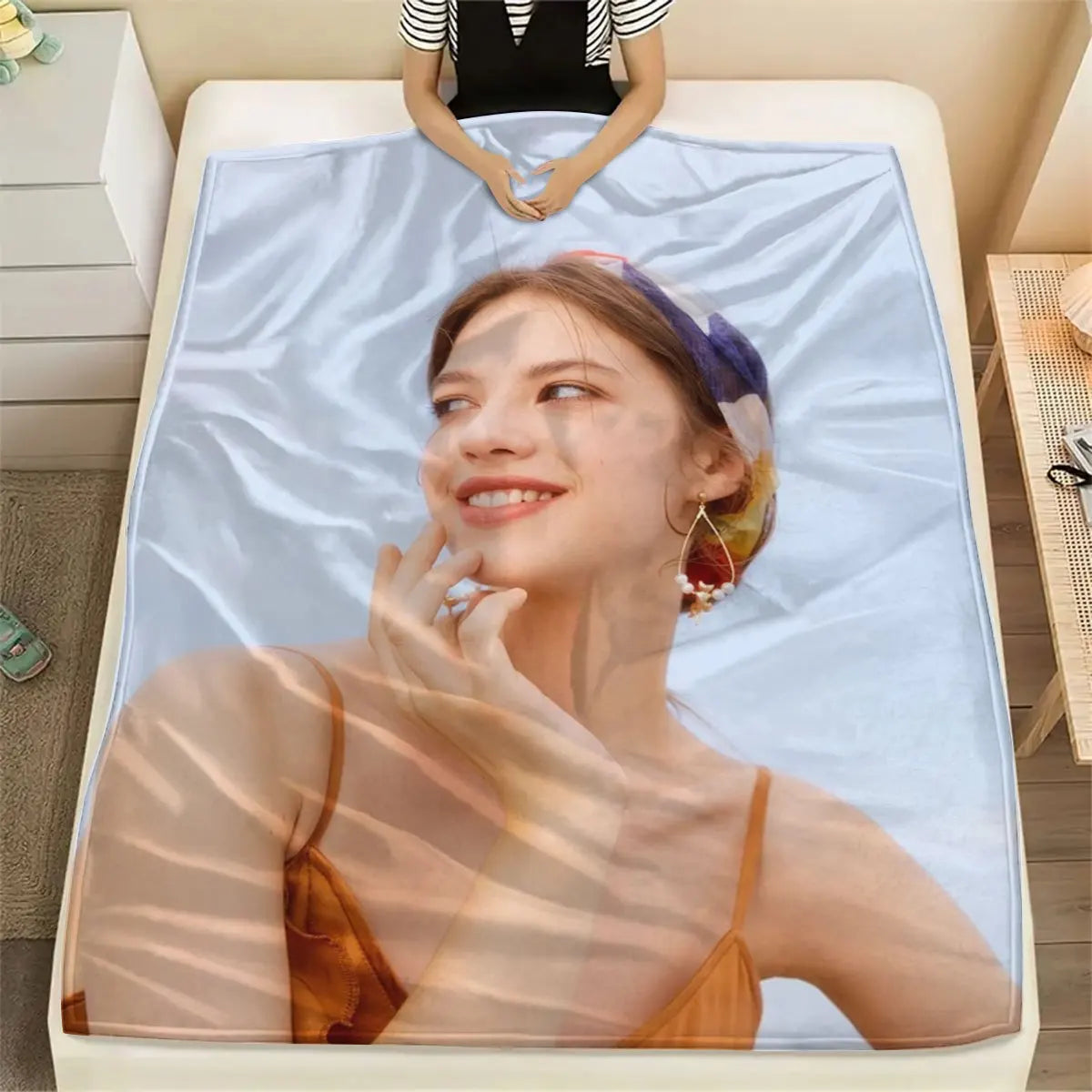 Srh Factory Customizes Personalized Blankets with Personal Photos, Flannel Bed Blankets, Gifts for Men and Women for Thanksgiving, Birthdays, Weddings, Couples, Valentine's Day, Graduations, Parties, and Holidays