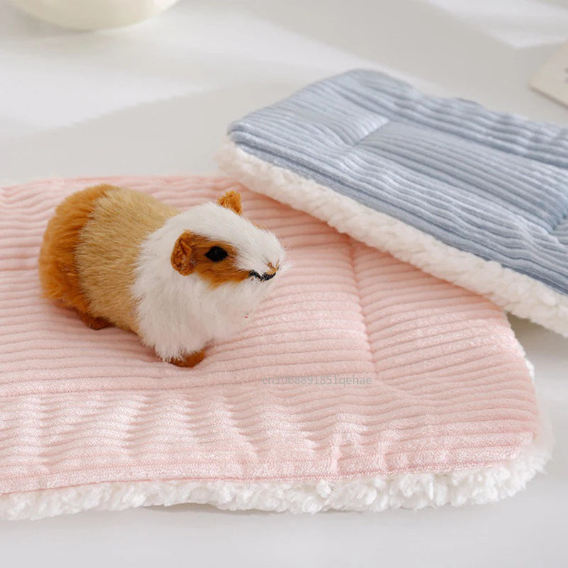 Hamster Bed House Winter Warm Squirrel Hedgehog Rabbit Chinchilla Bed Mat House Nest Hamster Accessories Small Pet Bed Mat