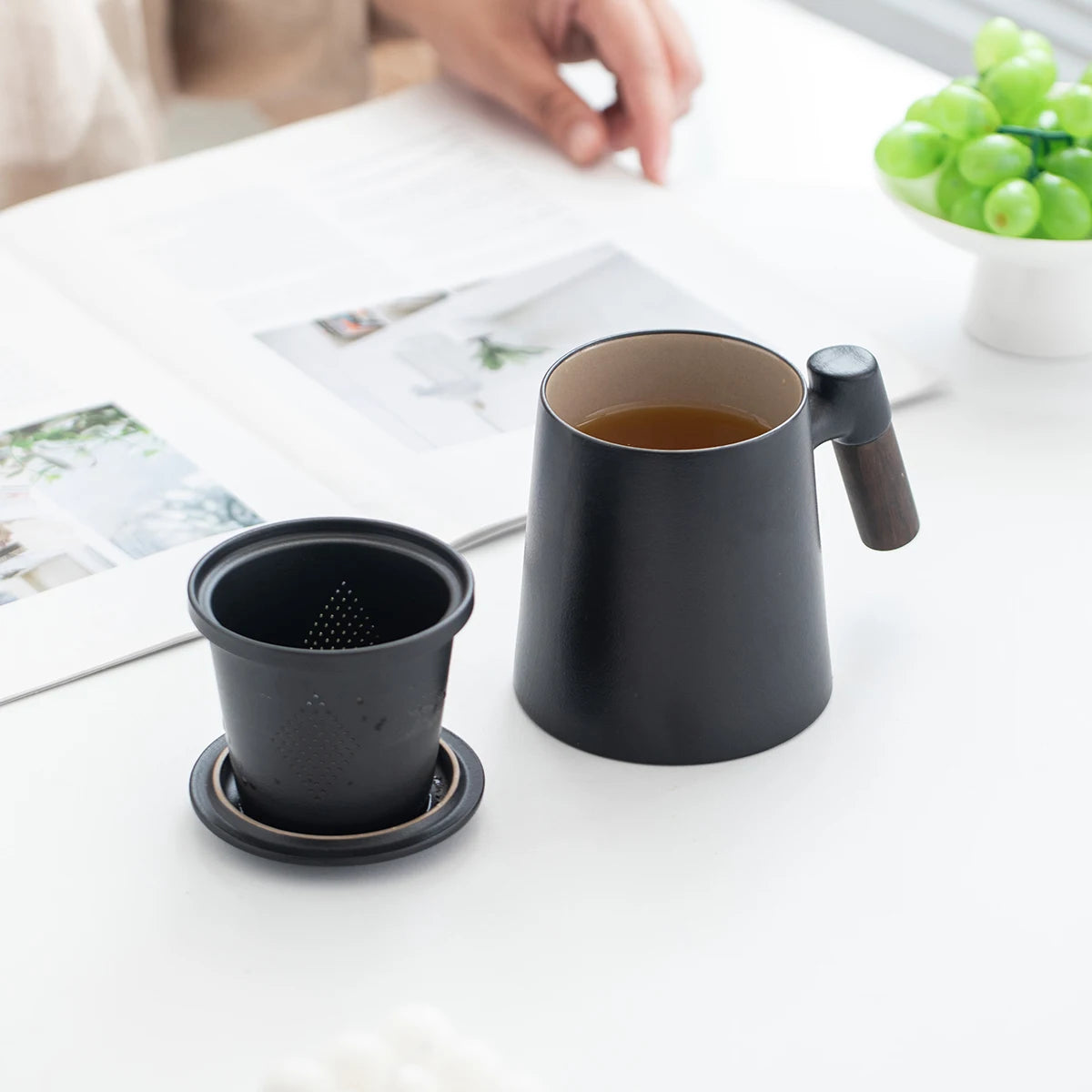 3-piece set of ceramic tea cups, mugs with lids, filtered tea water separation coffee cups, beverage cups