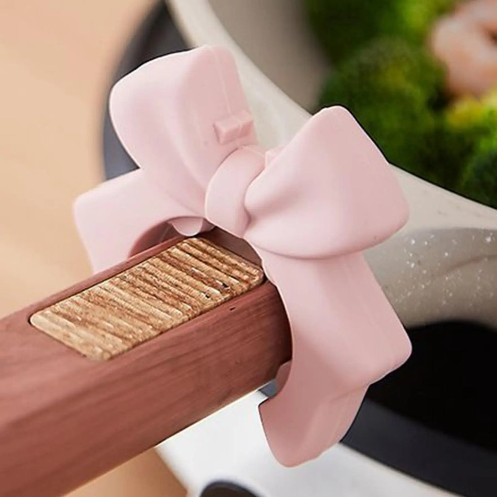 Bowknot Silicone Spatula Holder Kitchen Splash Ladle Holder Non-Slip Spatula Protector for RV College Dorm Home Spoon Rest