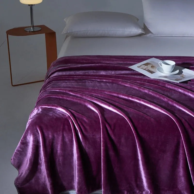New Shell Edge Milk Velvet Blanket European Solid Color Flannel Warm Blankets Silky Multifunctional Bedspreads for All Seasons