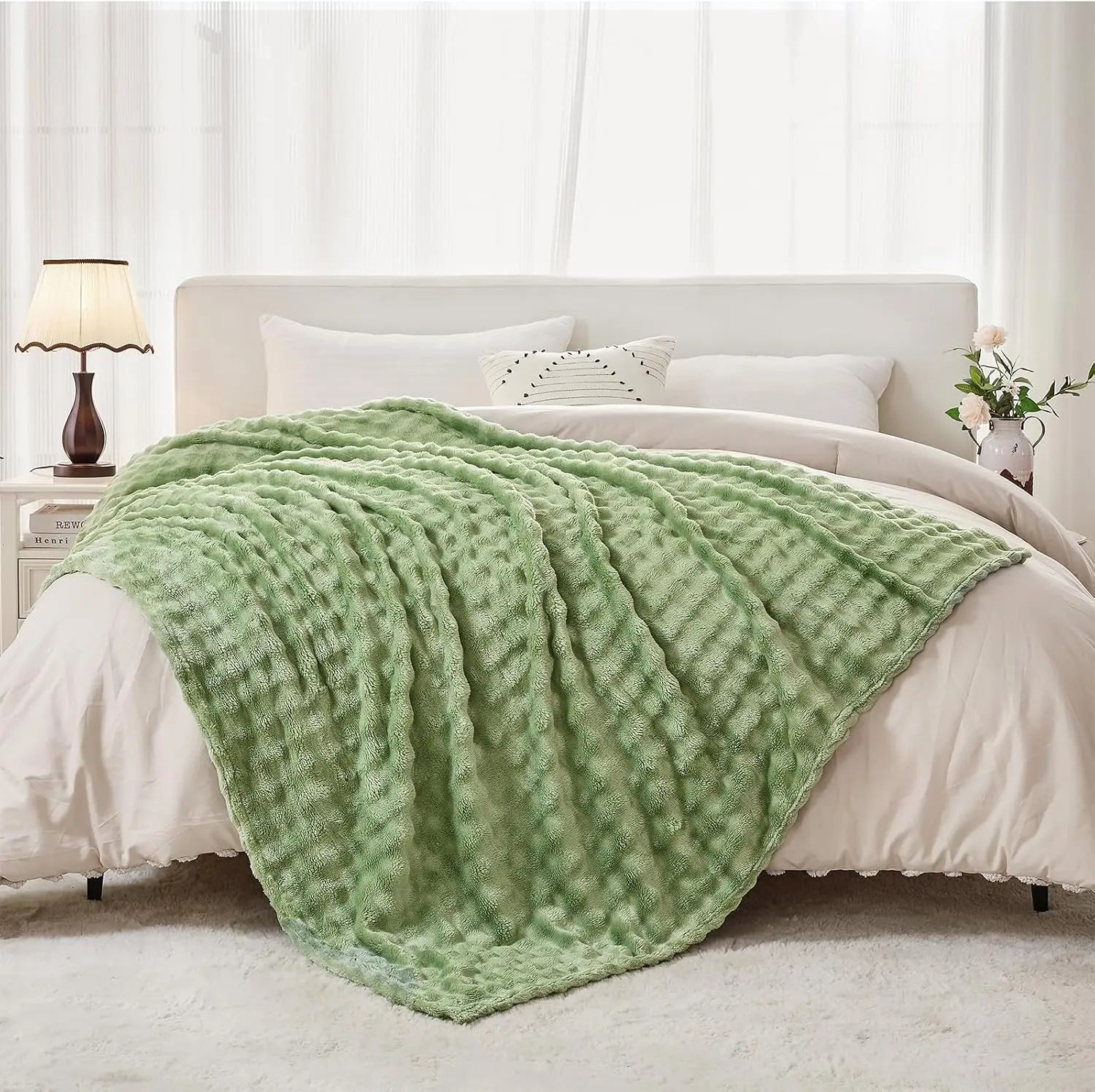 Sage Green Bubble Fleece Blanket for Couch, Super Soft Cozy Cute Throw Blanket for Women, Christmas Gift Fuzzy Flannel Blanket