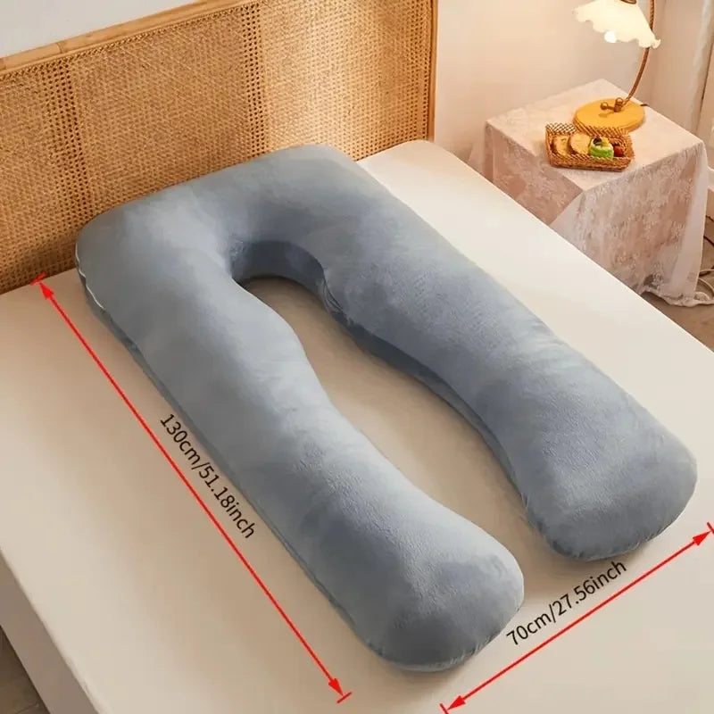 The velvet maternity pillow is soft to the touch and less irritating to the skin, bringing a comfortable touch to pregnant women