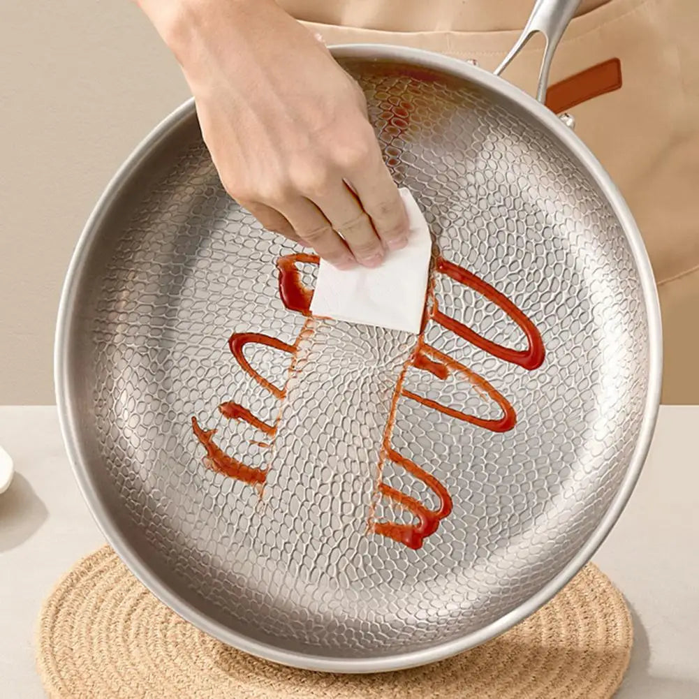 26/28/30cm Titanium Frying Pan With Lid Skillet Hammered Cookware For Gas Electric Induction Stoves Healthy Cooking Essential