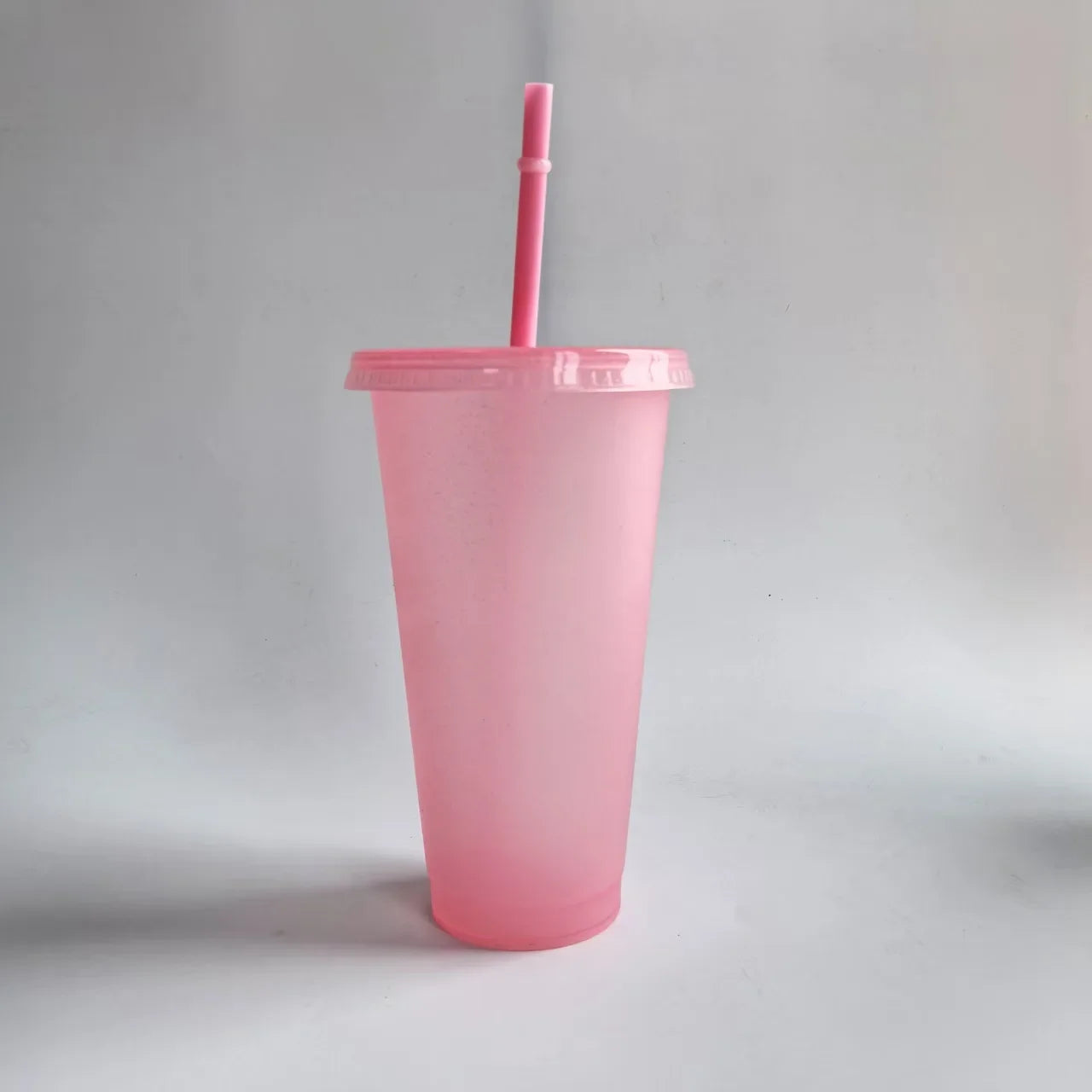 5pcs 710ml Reusable Plastic Straw Cup Large Capacity Leakproof Travel Tumbler for Coffee Smoothie Home Birthday Party Takeaway